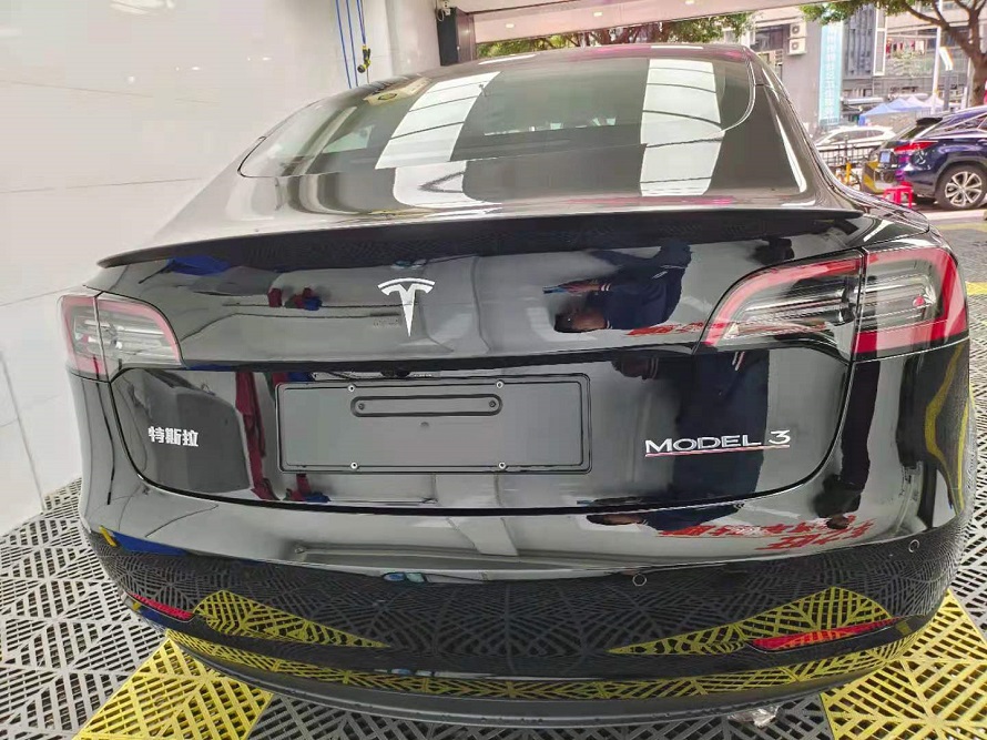 特斯拉客户贴了全车3M隔热膜，3M隔膜防爆膜案例(图6)