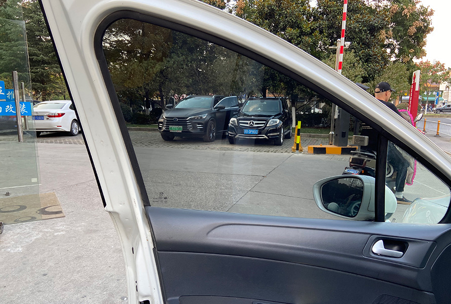 标志308全车3M玻璃膜案例(图4)